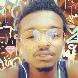 Meet your Posher, Eric